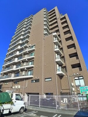 ﾗｸﾞｼﾞｭｱﾘｰｶﾞｰﾃﾞﾝ東松戸(1202)外観写真