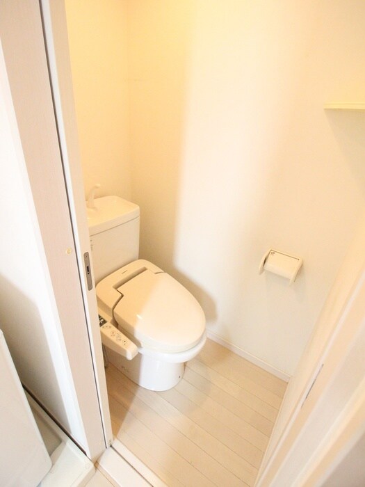 物件内観写真15　(トイレ)