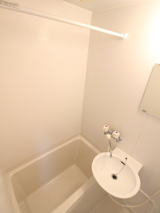 物件内観写真16　(バス／シャワールーム等)