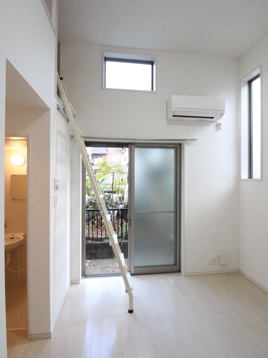 物件内観写真21　(居室)