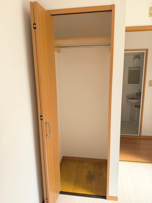 物件内観写真18　(収納)