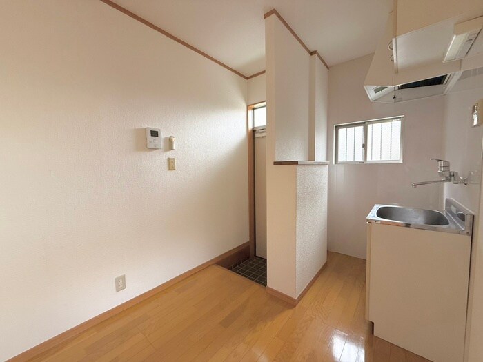 物件内観写真18　(廊下)