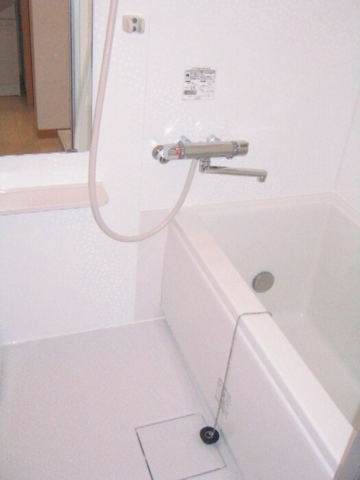 物件内観写真8　(バス／シャワールーム等)