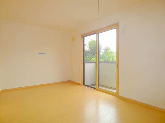 物件内観写真12　(室内からの展望)