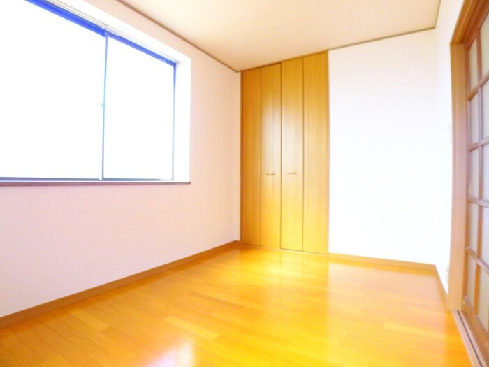 ハイツヒガシヤマBの居室