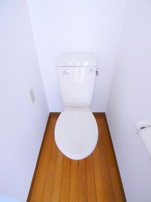 物件内観写真16　(トイレ)