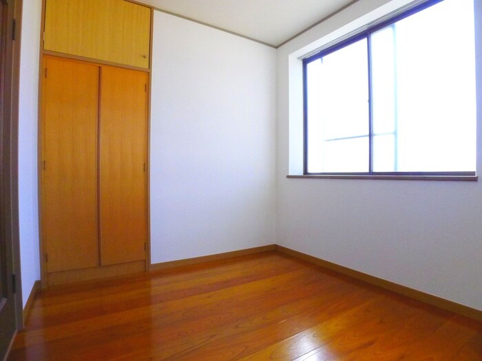 物件内観写真18　(居室)