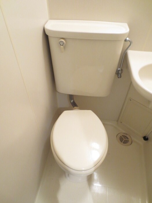 物件内観写真12　(トイレ)