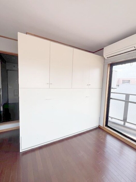 物件内観写真12　(収納)