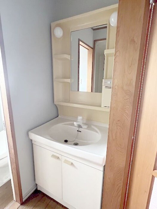 物件内観写真13　(洗面)