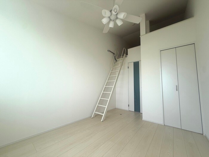 物件内観写真6　(居室)