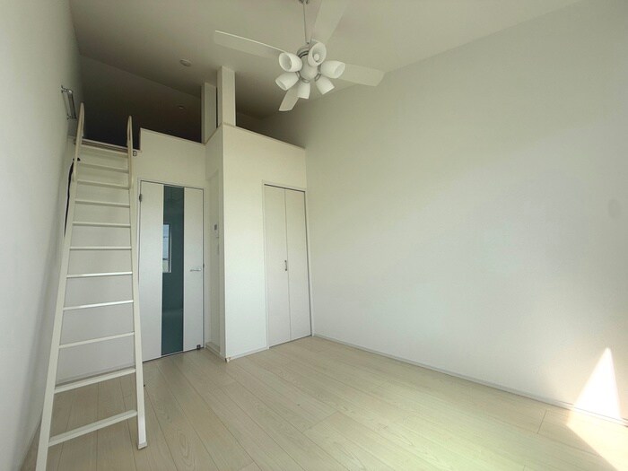 物件内観写真6　(居室)