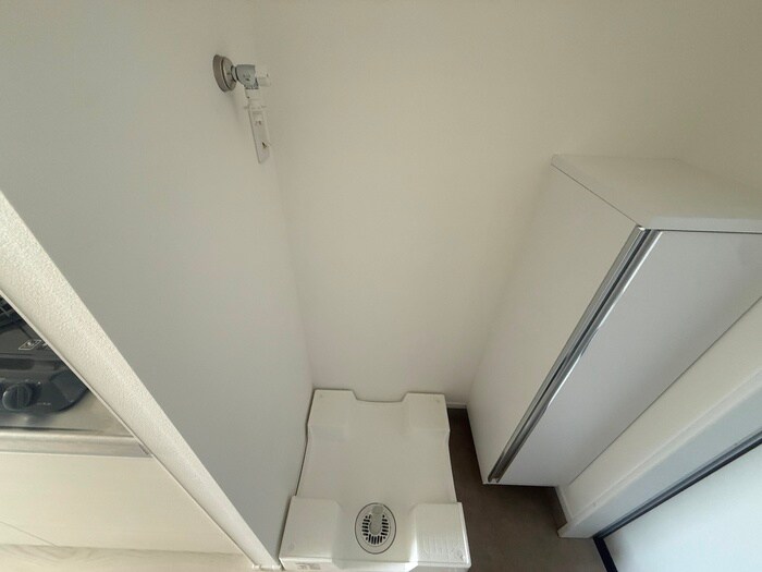 物件内観写真17　(洗濯機置場)