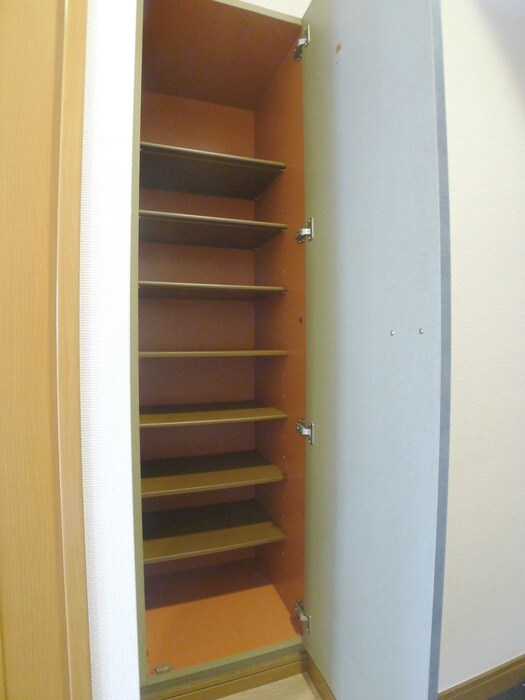 物件内観写真16　(靴箱)