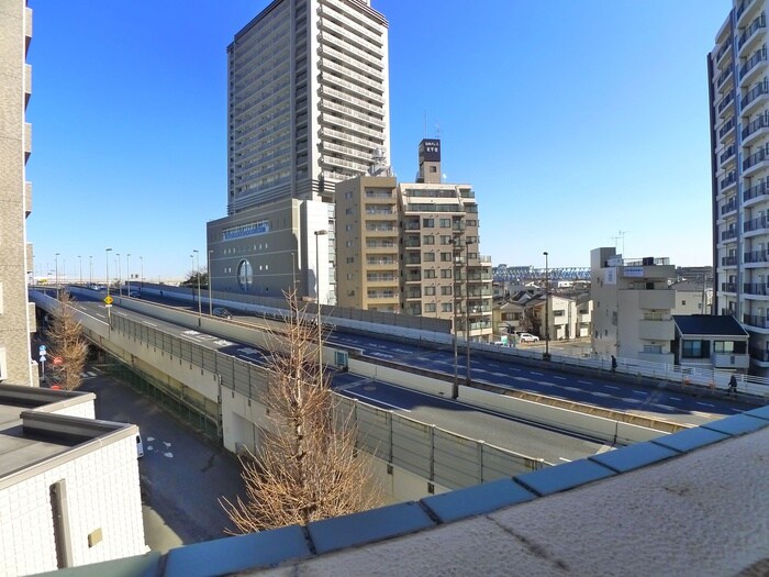 物件内観写真22　(室内からの展望)