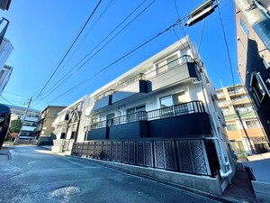 サンハイツ久米川外観写真