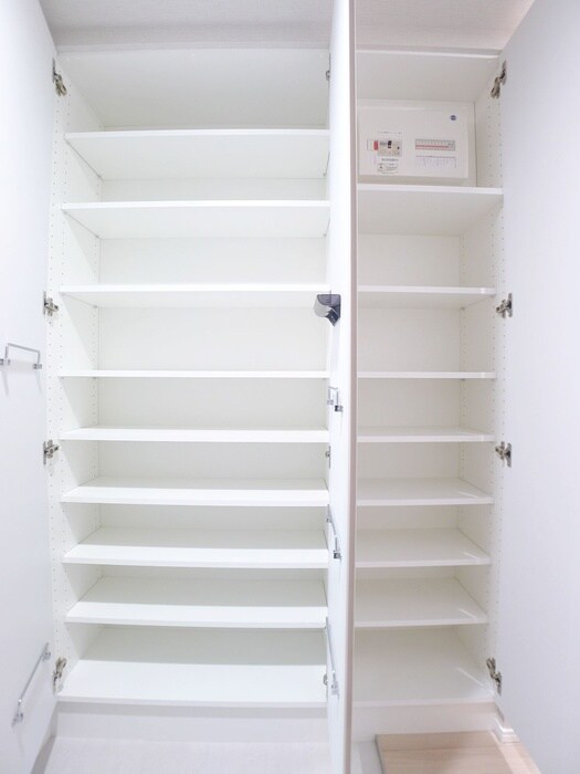 物件内観写真19　(靴箱)