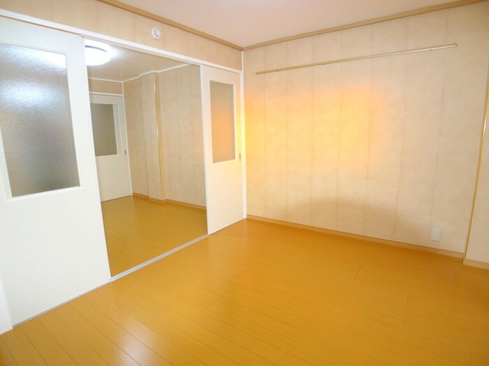 物件内観写真10　(室内からの展望)