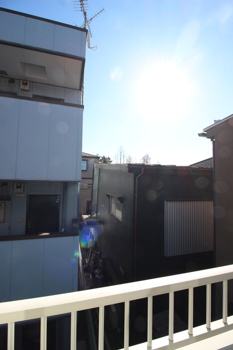 物件内観写真20　(室内からの展望)