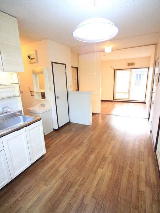 物件内観写真18　(廊下)