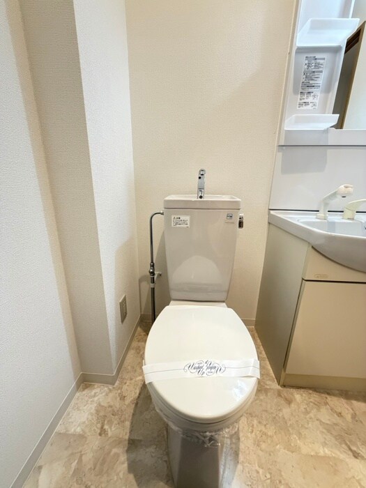 物件内観写真16　(トイレ)