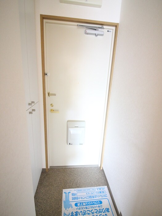 物件内観写真21　(玄関)