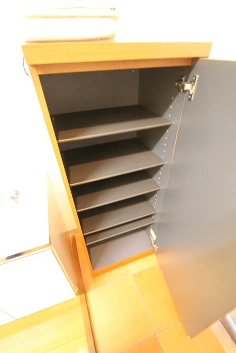 物件内観写真9　(靴箱)