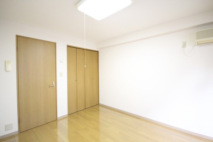 物件内観写真19　(居室)