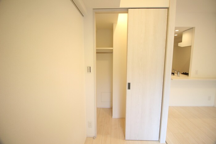 物件内観写真7　(収納)