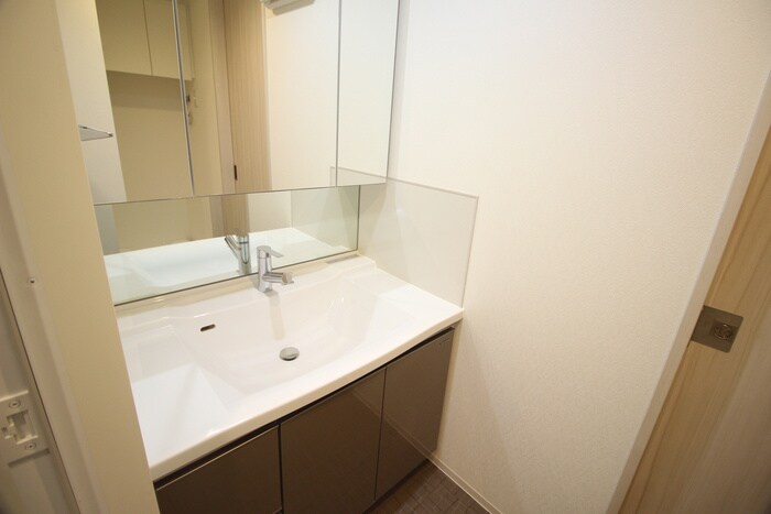 物件内観写真14　(洗面)