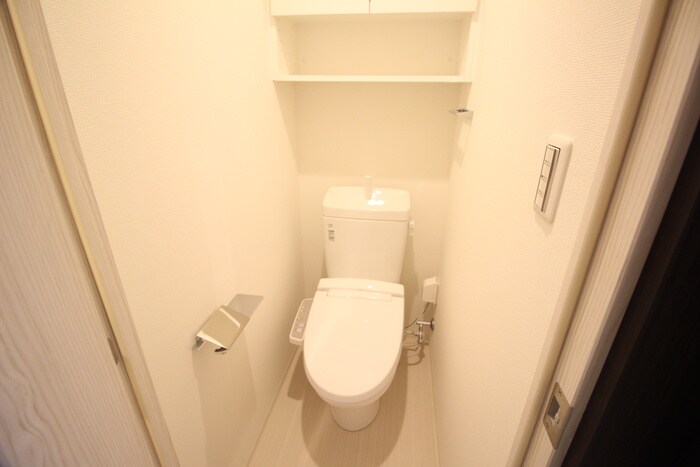 物件内観写真16　(トイレ)