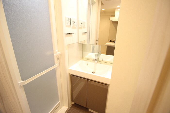 物件内観写真18　(洗面)