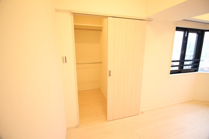 物件内観写真18　(収納)