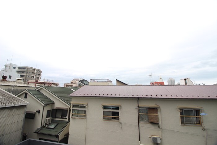 物件内観写真22　(室内からの展望)