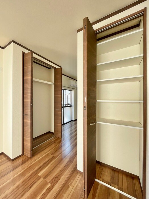 物件内観写真11　(収納)