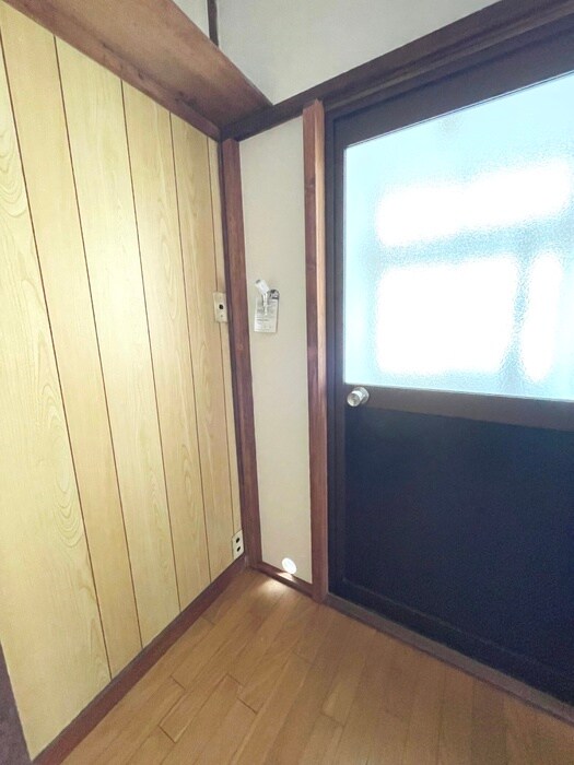 物件内観写真14　(洗濯機置場)