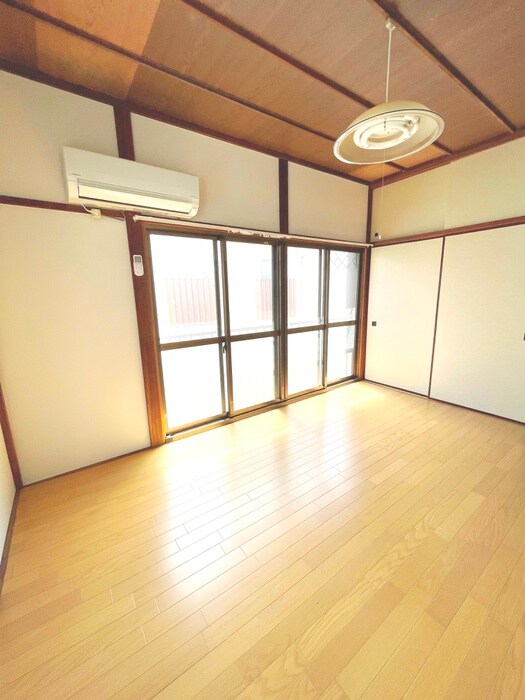 物件内観写真18　(居室)