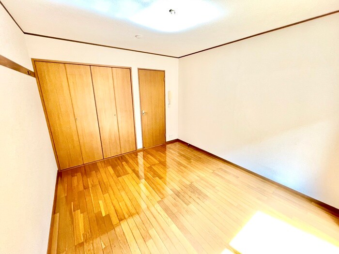 物件内観写真18　(居室)