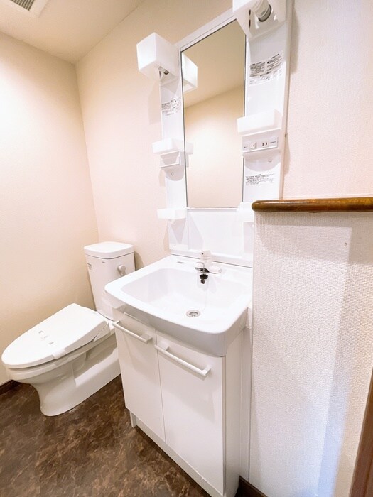 物件内観写真10　(洗面)