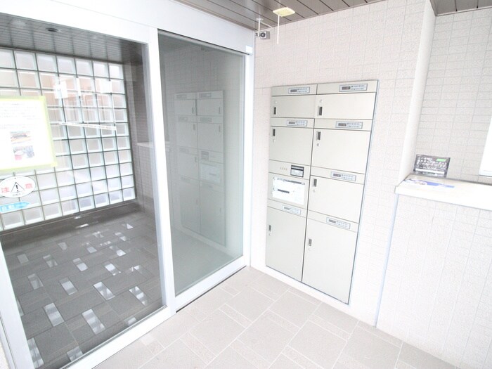 物件外観写真6　(建物設備)