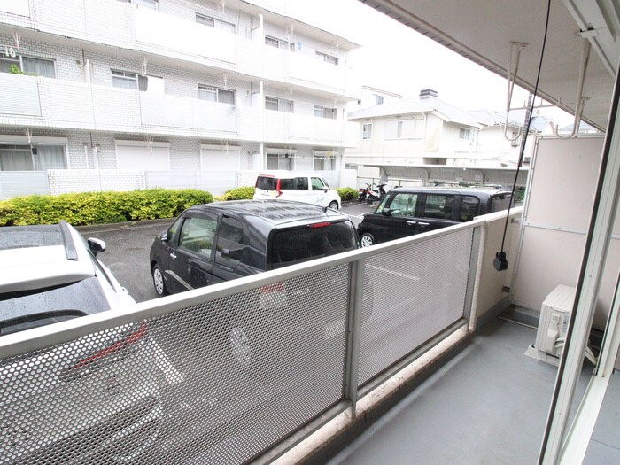 物件内観写真16　(室内からの展望)