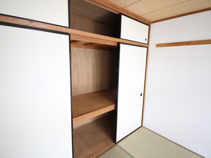 物件内観写真18　(収納)