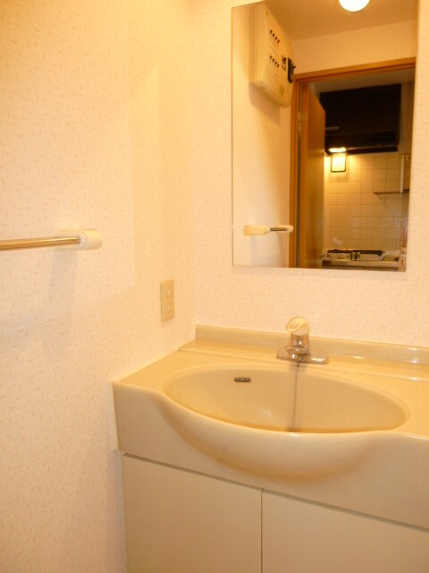 物件内観写真14　(洗面)
