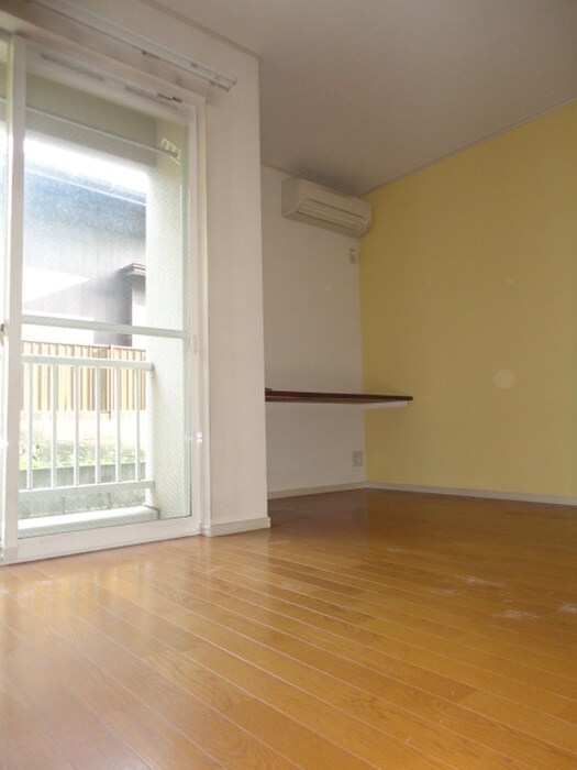 物件内観写真12　(居室)