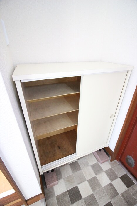 物件内観写真17　(靴箱)