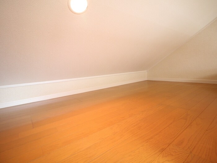 物件内観写真18　(ロフト)