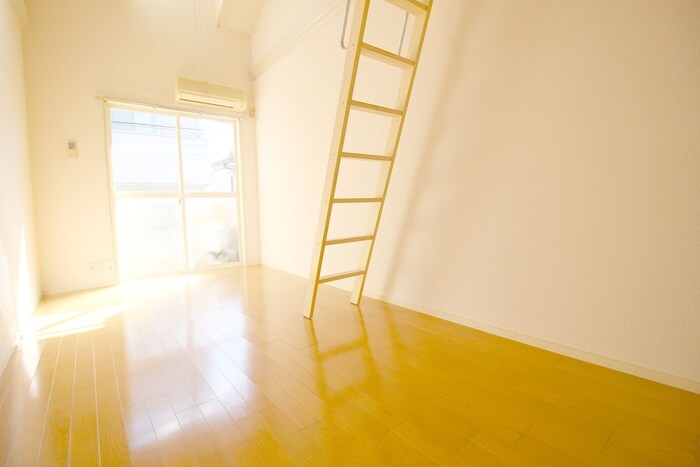 物件内観写真9　(居室)