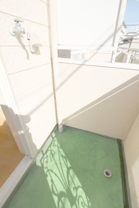 物件内観写真12　(洗濯機置場)