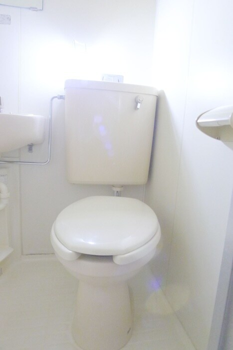 物件内観写真12　(トイレ)