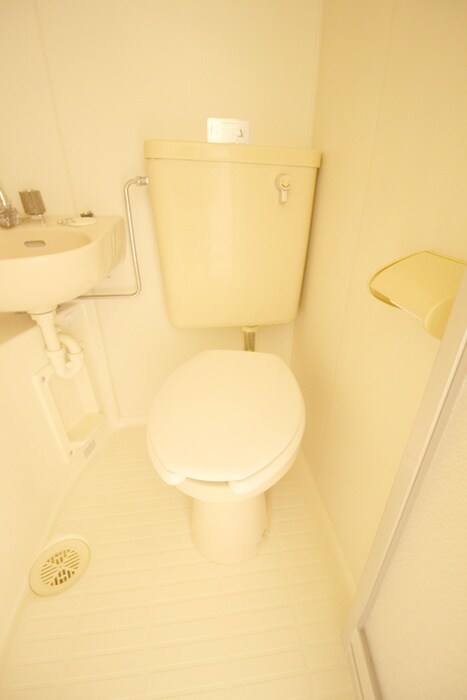 物件内観写真14　(トイレ)